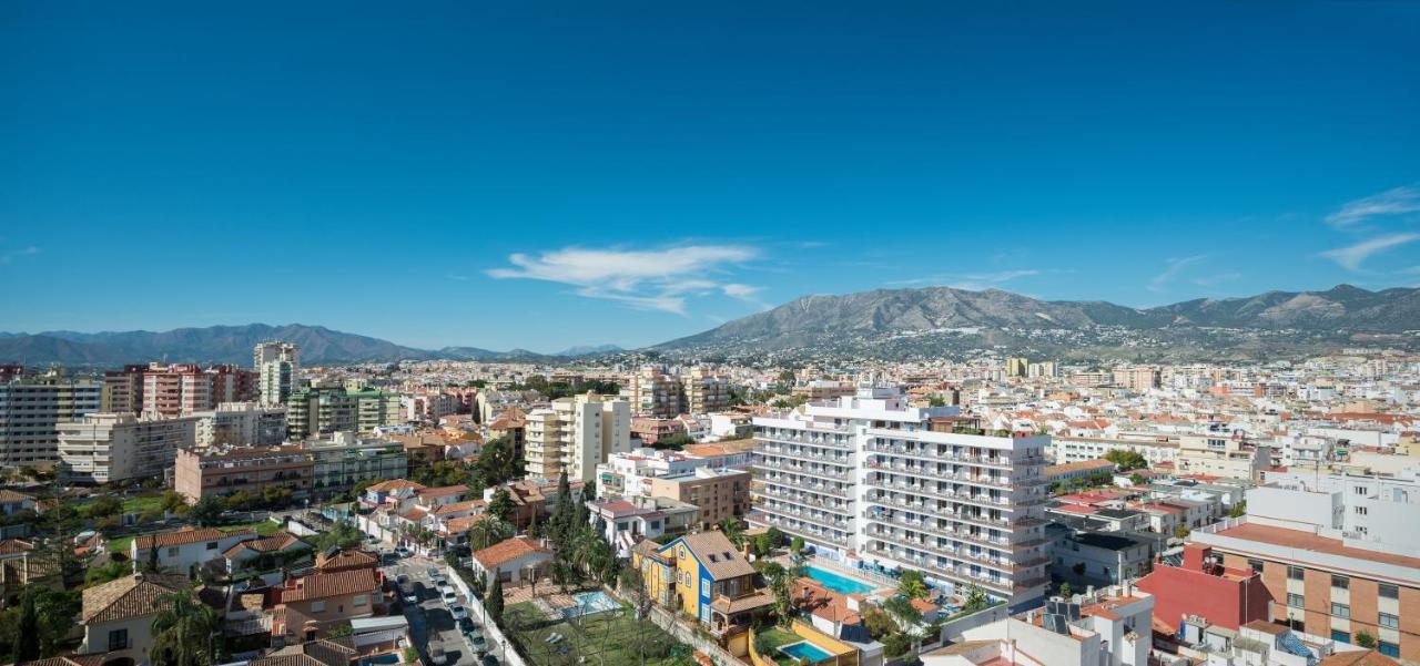 Las Piramides Fuengirola Luaran gambar