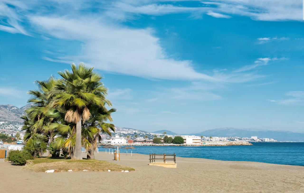 Las Piramides Fuengirola Luaran gambar