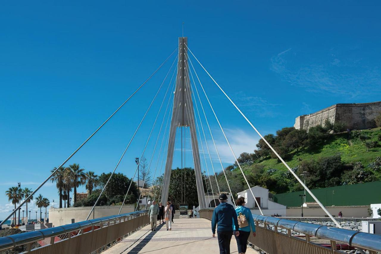 Las Piramides Fuengirola Luaran gambar